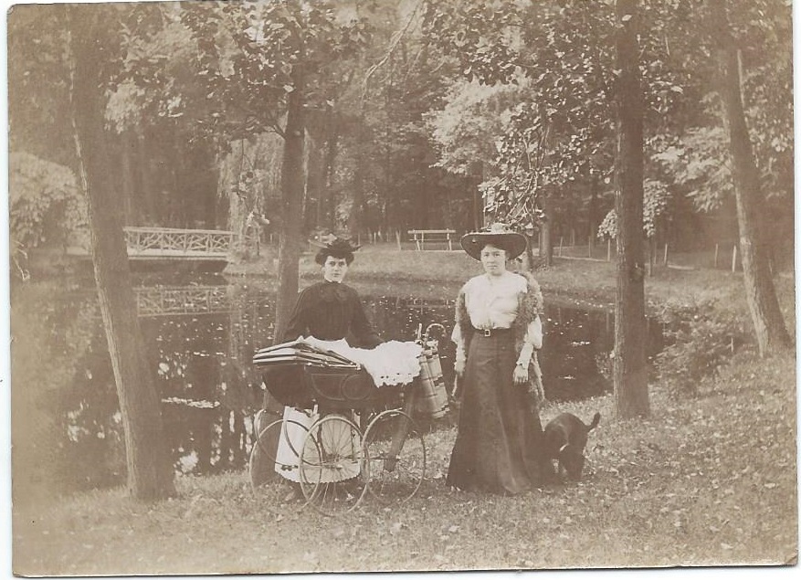 Le landau d’Odette en 1923